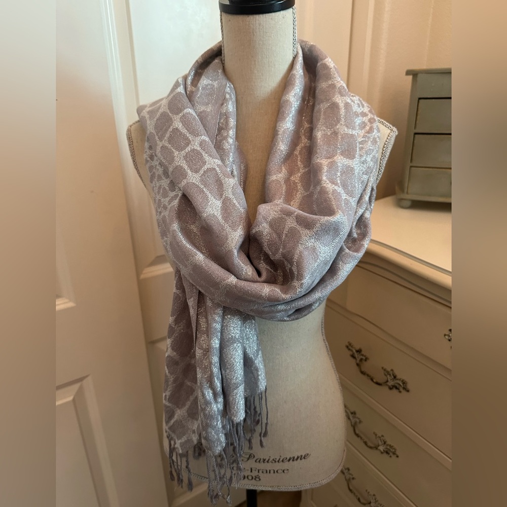 New silver scarf
